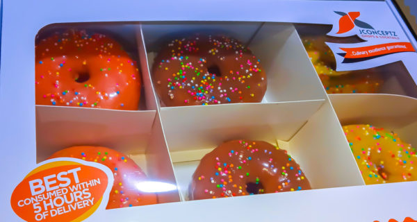 Box of 6 Glaze Doughnut